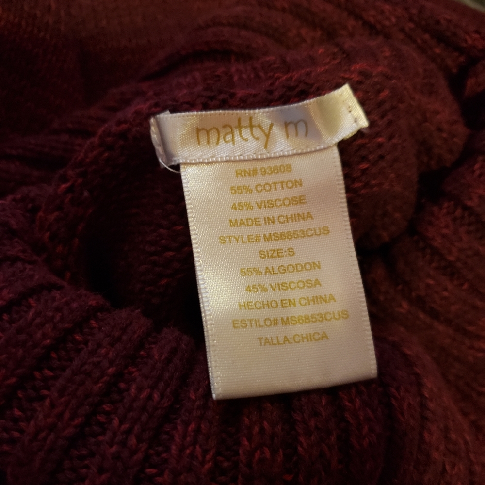 Maroon Sweater - Picture 2 of 3